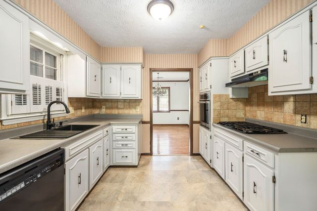 1401 Melanie Lane, Phenix City, AL 36867