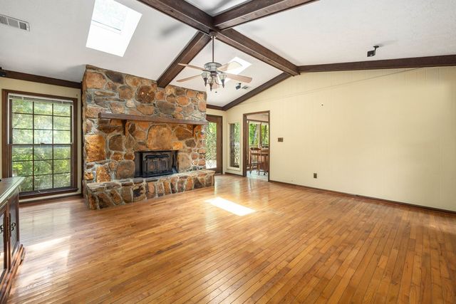 1401 Melanie Lane, Phenix City, AL 36867