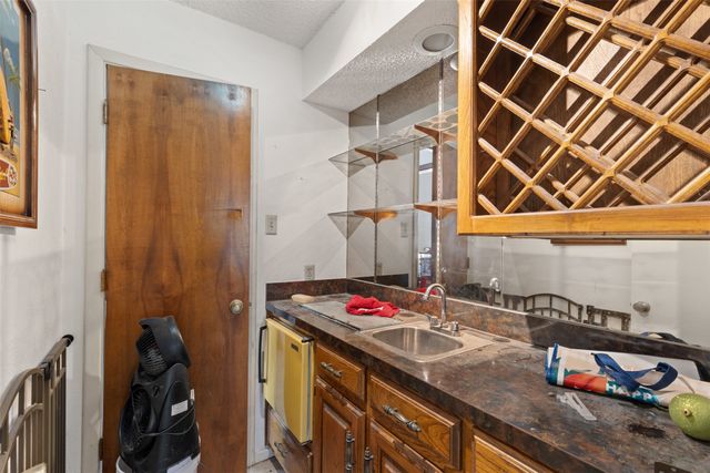 320 S Irving Heights Drive, Irving, TX 75060