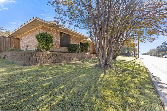 320 S Irving Heights Drive, Irving, TX 75060