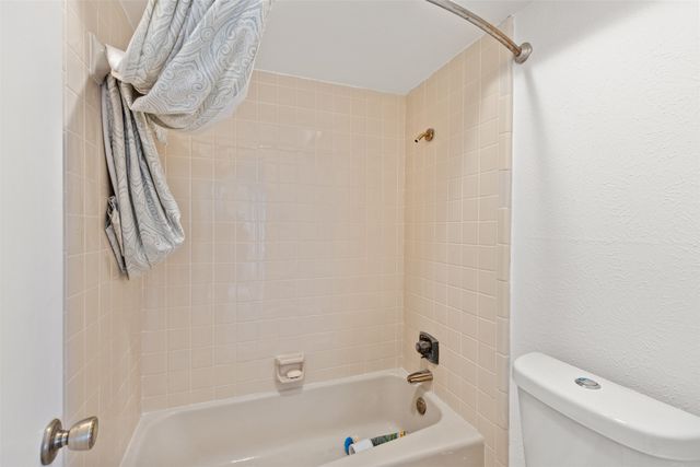 320 S Irving Heights Drive, Irving, TX 75060