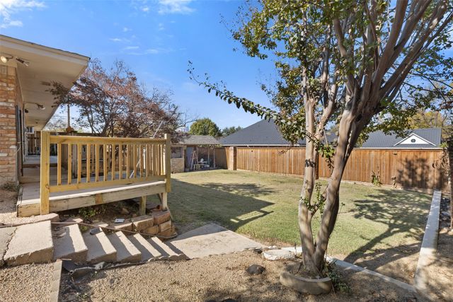 320 S Irving Heights Drive, Irving, TX 75060