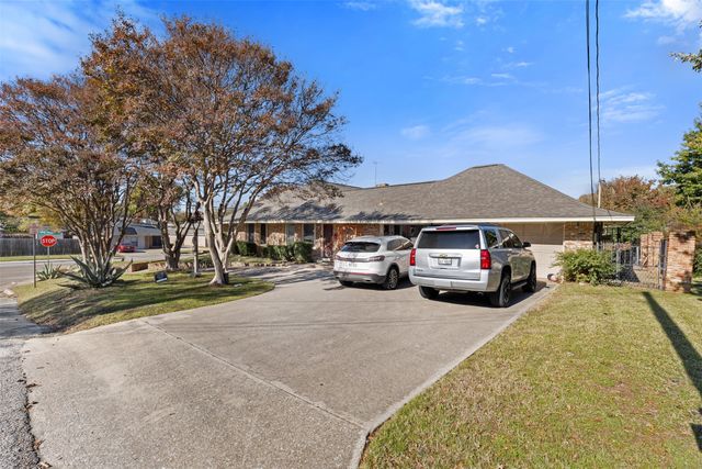 320 S Irving Heights Drive, Irving, TX 75060