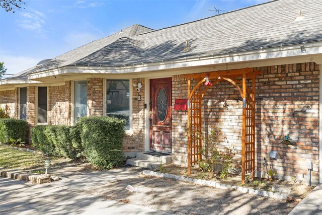 320 S Irving Heights Drive, Irving, TX 75060