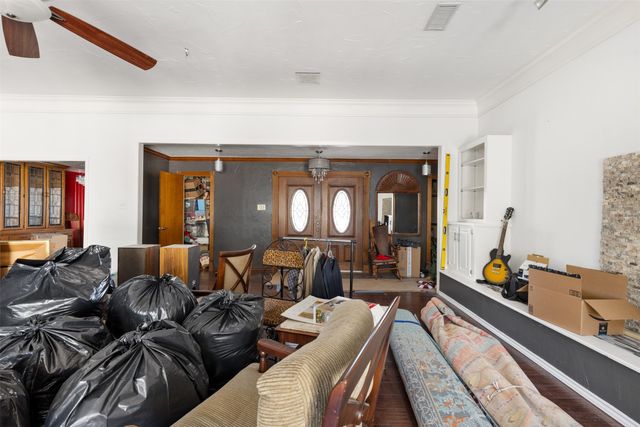 320 S Irving Heights Drive, Irving, TX 75060