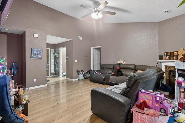 6069 Shetland Ct, Stockton, CA 95210