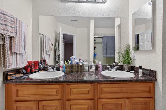 6069 Shetland Ct, Stockton, CA 95210