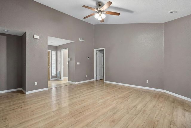 6069 Shetland Ct, Stockton, CA 95210