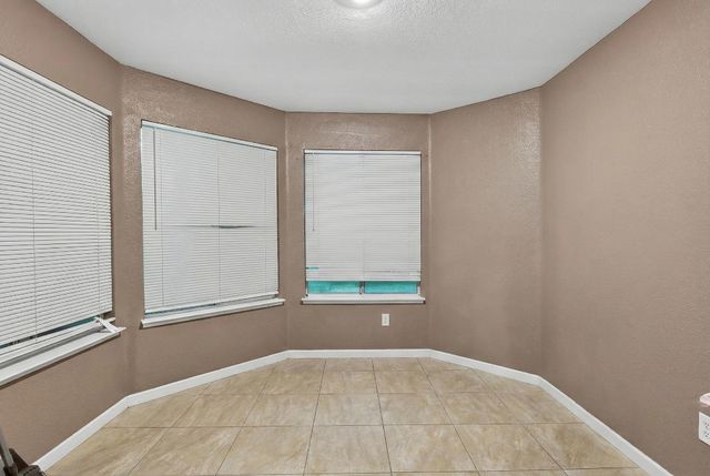 6069 Shetland Ct, Stockton, CA 95210