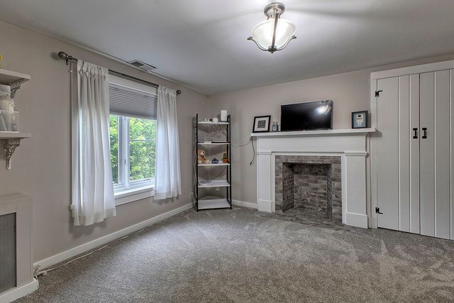 233 St Ives Drive, Hempfield Twp, PA 15601
