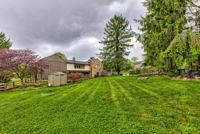 233 St Ives Drive, Hempfield Twp, PA 15601