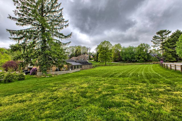 233 St Ives Drive, Hempfield Twp, PA 15601