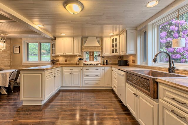 233 St Ives Drive, Hempfield Twp, PA 15601
