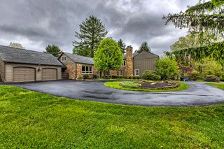 233 St Ives Drive, Hempfield Twp, PA 15601