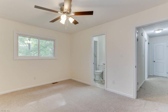 37 Crutchfield DR, Newport News, VA 23602