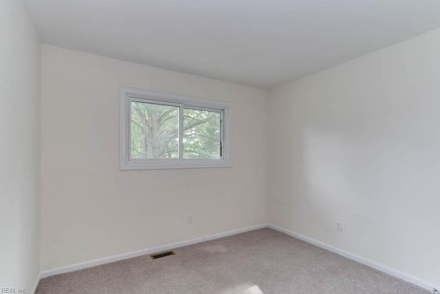 37 Crutchfield DR, Newport News, VA 23602