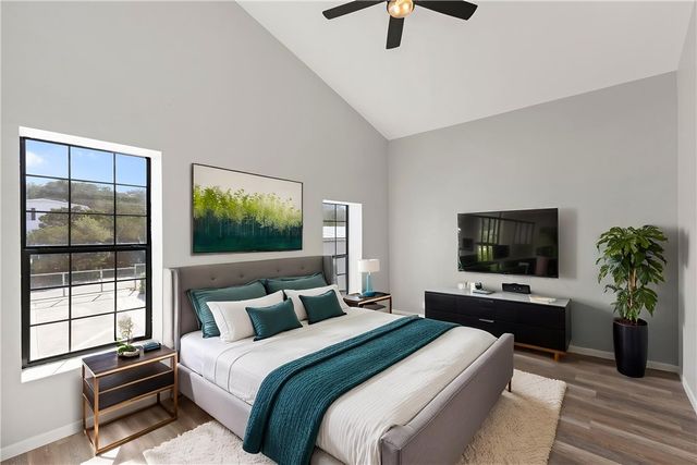 1016 Blue Bill Cove, Lakehills, TX 78063