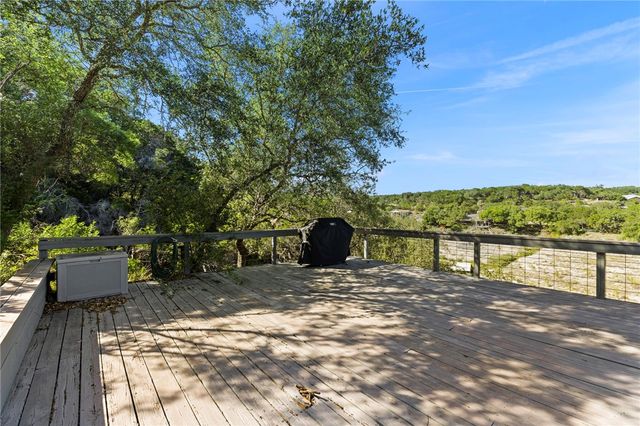 1016 Blue Bill Cove, Lakehills, TX 78063