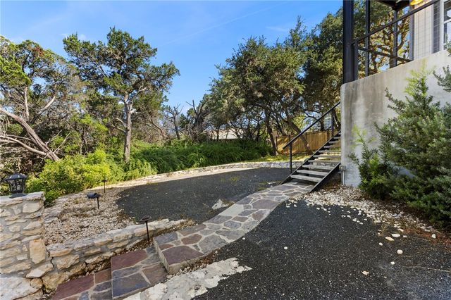 1016 Blue Bill Cove, Lakehills, TX 78063