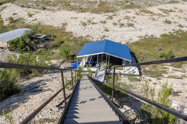 1016 Blue Bill Cove, Lakehills, TX 78063
