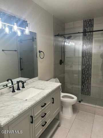 5205 VALLEY SPRING Way, El Paso, TX 79932