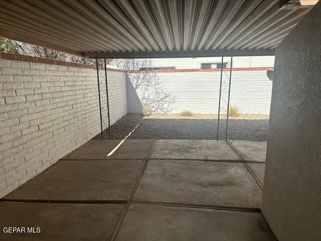 5205 VALLEY SPRING Way, El Paso, TX 79932