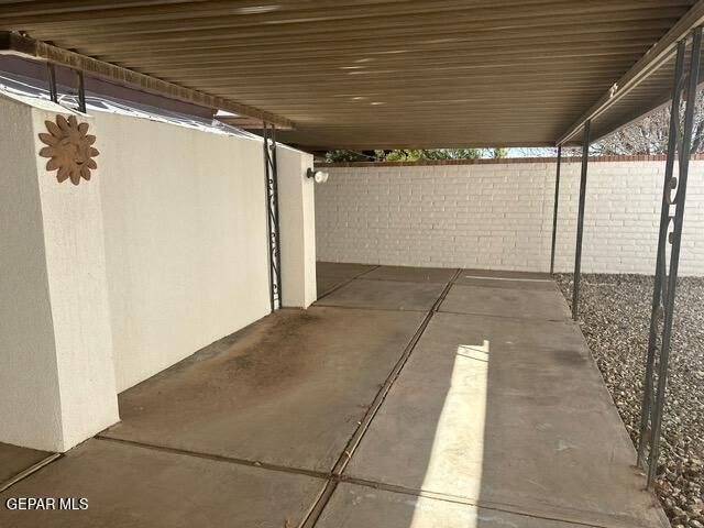 5205 VALLEY SPRING Way, El Paso, TX 79932