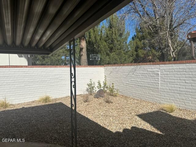 5205 VALLEY SPRING Way, El Paso, TX 79932