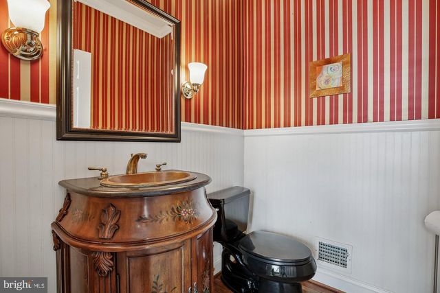 14911 CARROLTON RD, Rockville, MD 20853