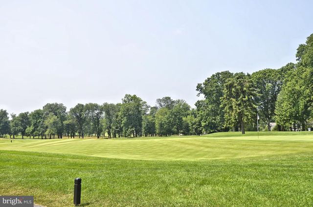 14911 CARROLTON RD, Rockville, MD 20853