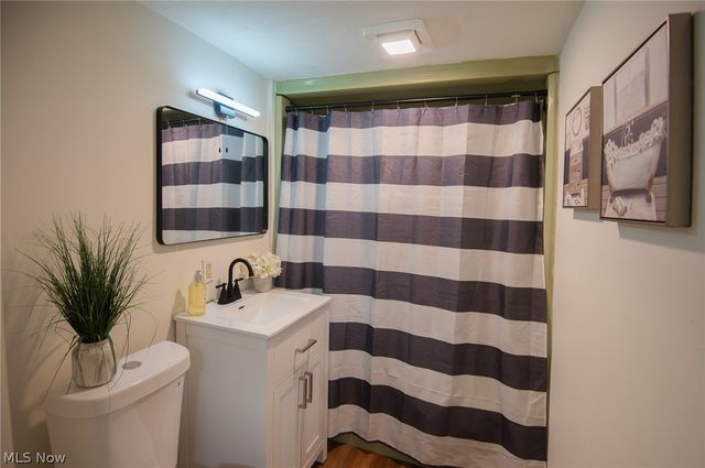 1528 Stepney Street, Niles, OH 44446