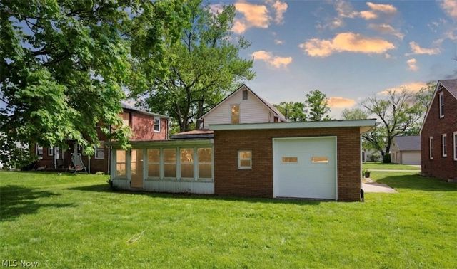 1528 Stepney Street, Niles, OH 44446
