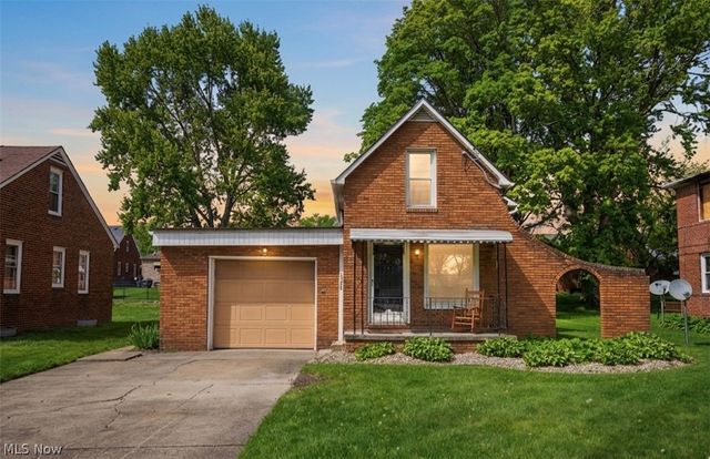1528 Stepney Street, Niles, OH 44446