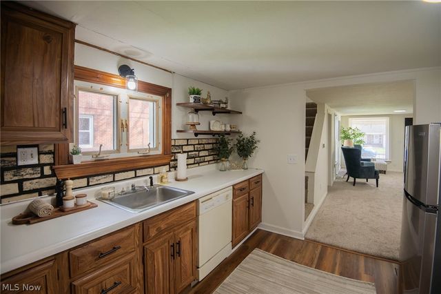 1528 Stepney Street, Niles, OH 44446