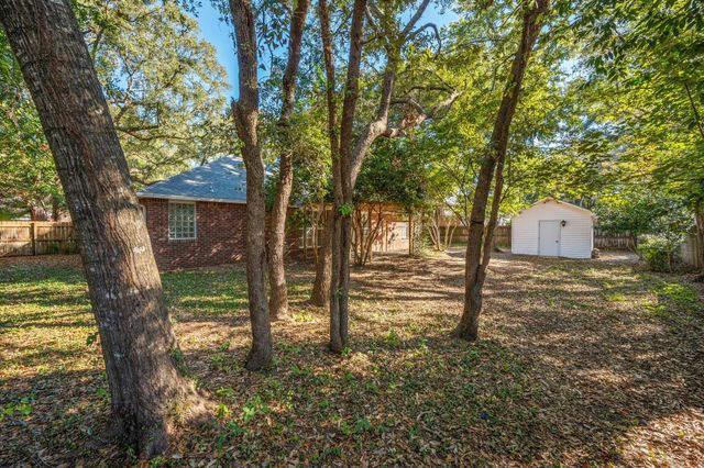 4591 Scarlet Drive, Crestview, FL 32539