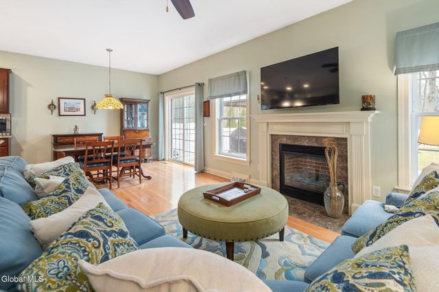 34 Lancaster Court, Ballston, NY 12019