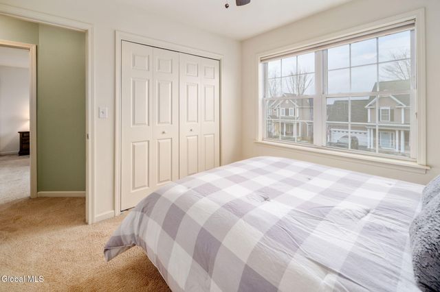 34 Lancaster Court, Ballston, NY 12019