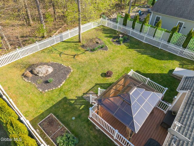 34 Lancaster Court, Ballston, NY 12019