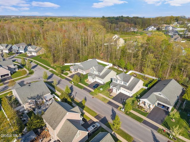 34 Lancaster Court, Ballston, NY 12019