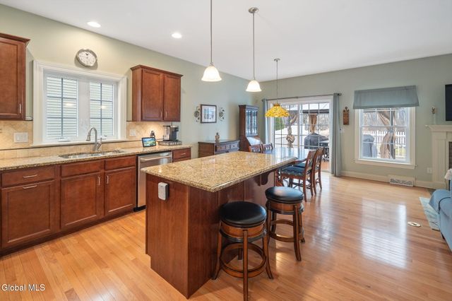 34 Lancaster Court, Ballston, NY 12019