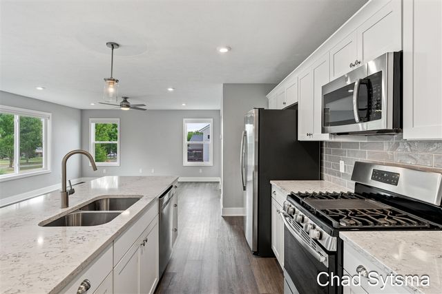 7632 Lima Drive, Byron Center, MI 49315