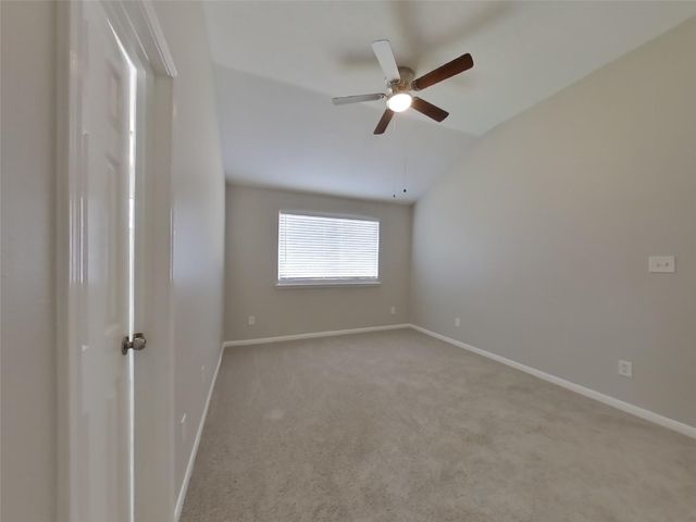 423 Lazy Lane, Montgomery, TX 77356