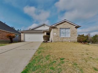 423 Lazy Lane, Montgomery, TX 77356