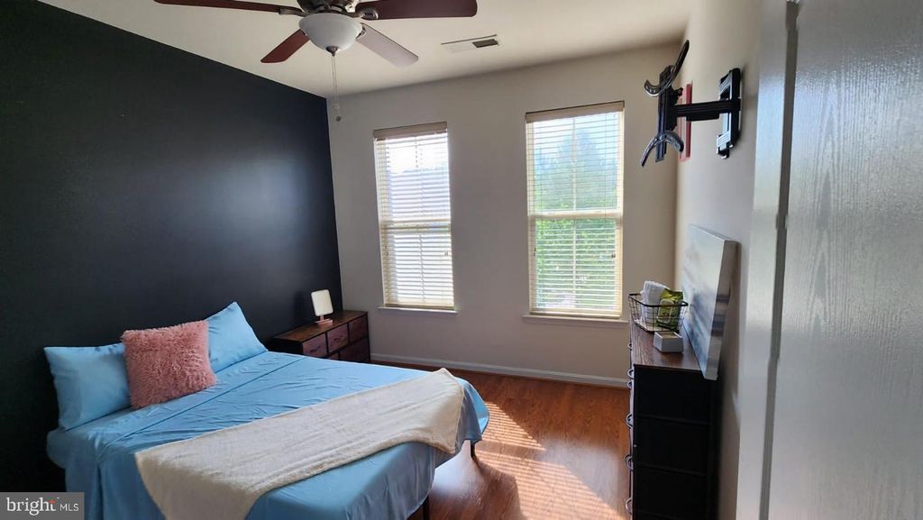 4321 TALMADGE CIR, Suitland, MD 20746