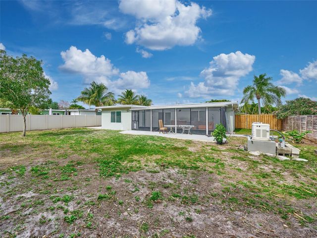440 NW 37th Street, Oakland Park, FL 33309