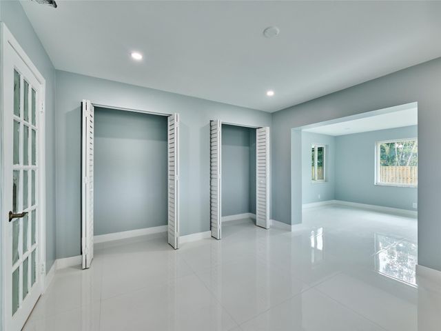 440 NW 37th Street, Oakland Park, FL 33309