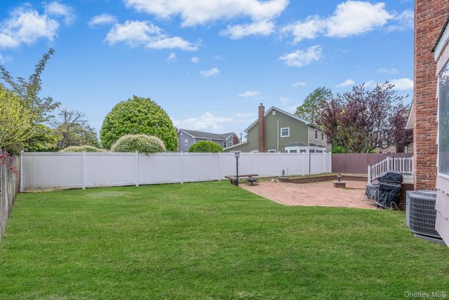 104 Locust Avenue, Rockville Centre, NY 11570