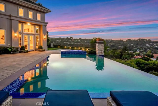 19225 Briarfield Way, Tarzana, CA 91356