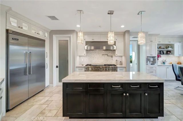 19225 Briarfield Way, Tarzana, CA 91356