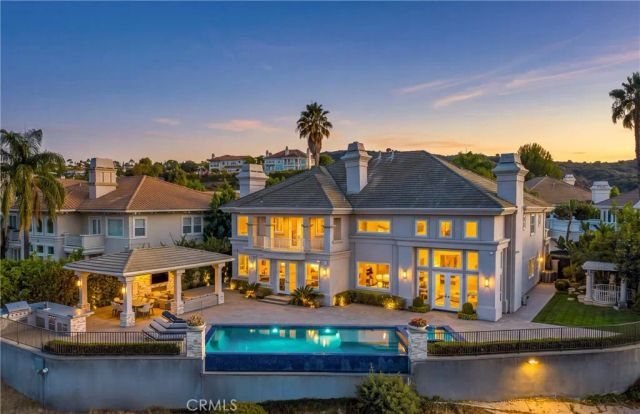19225 Briarfield Way, Tarzana, CA 91356